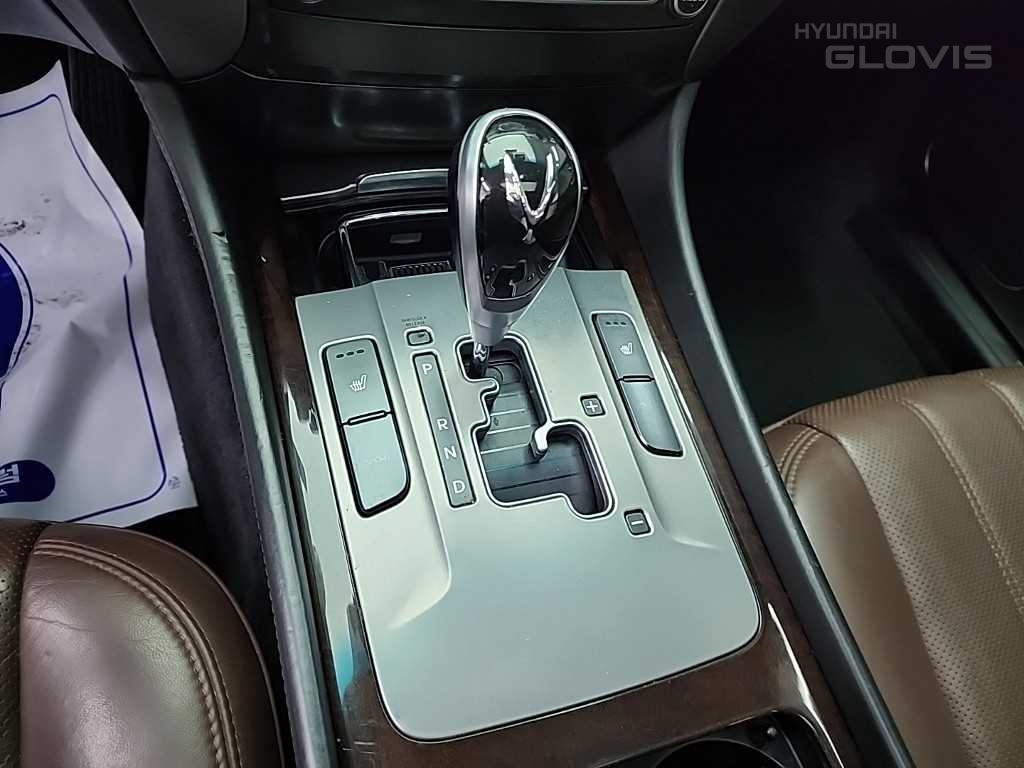 HYUNDAI Ecuus (New Model) VS380