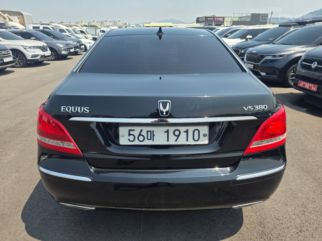HYUNDAI Ecuus (New Model) VS380