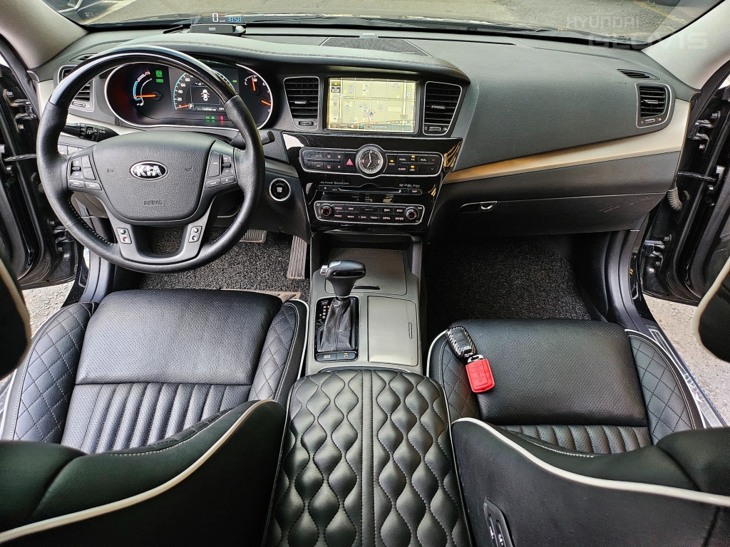 KIA K7 Hybrid 700h Prestige