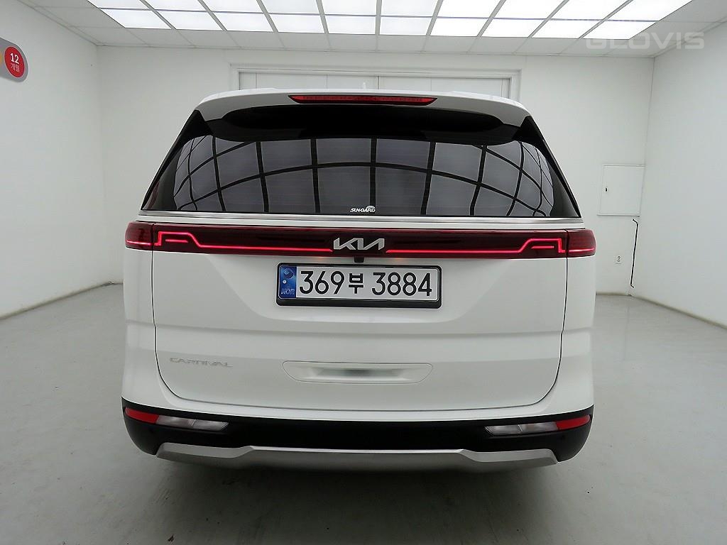 KIA New Carnival 9-Seater Diesel