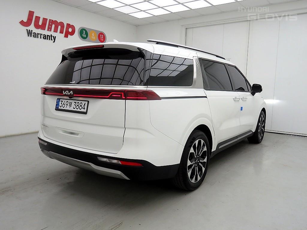 KIA New Carnival 9-Seater Diesel