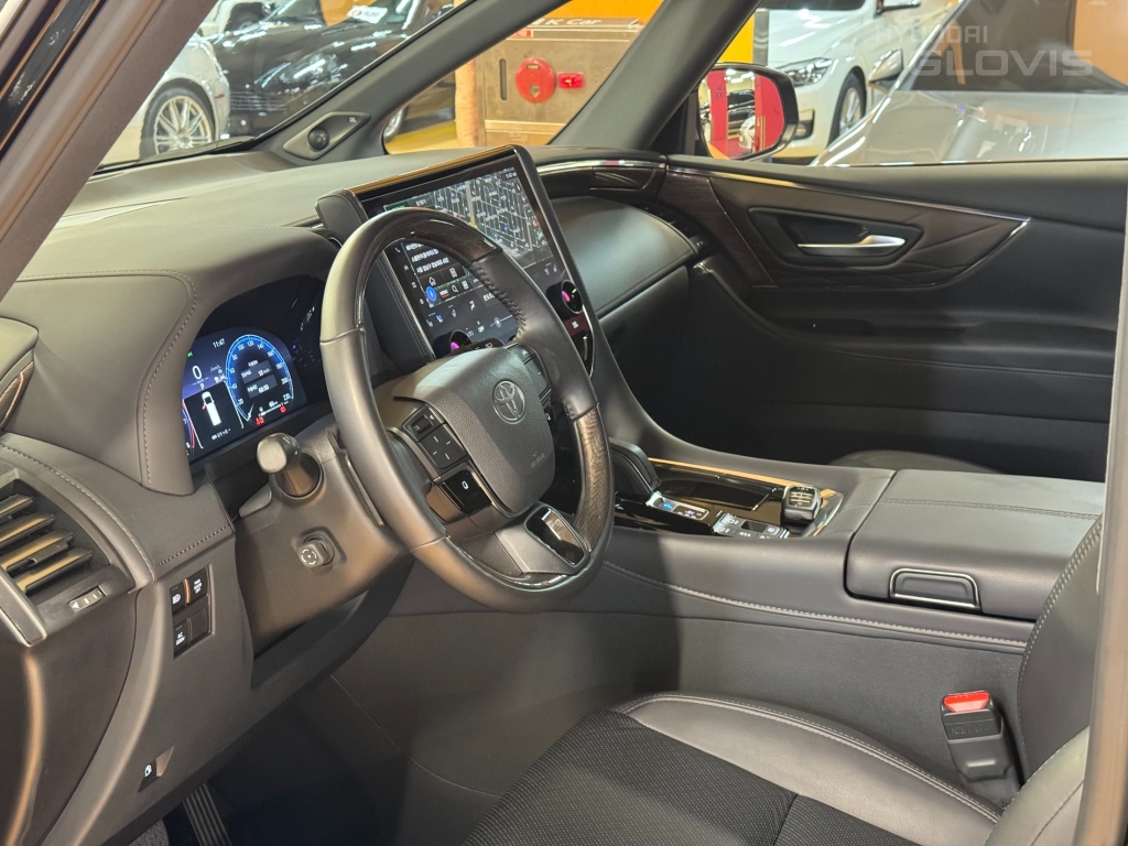 TOYOTA Alphard (4th Generation) 2.5 HEV AWD