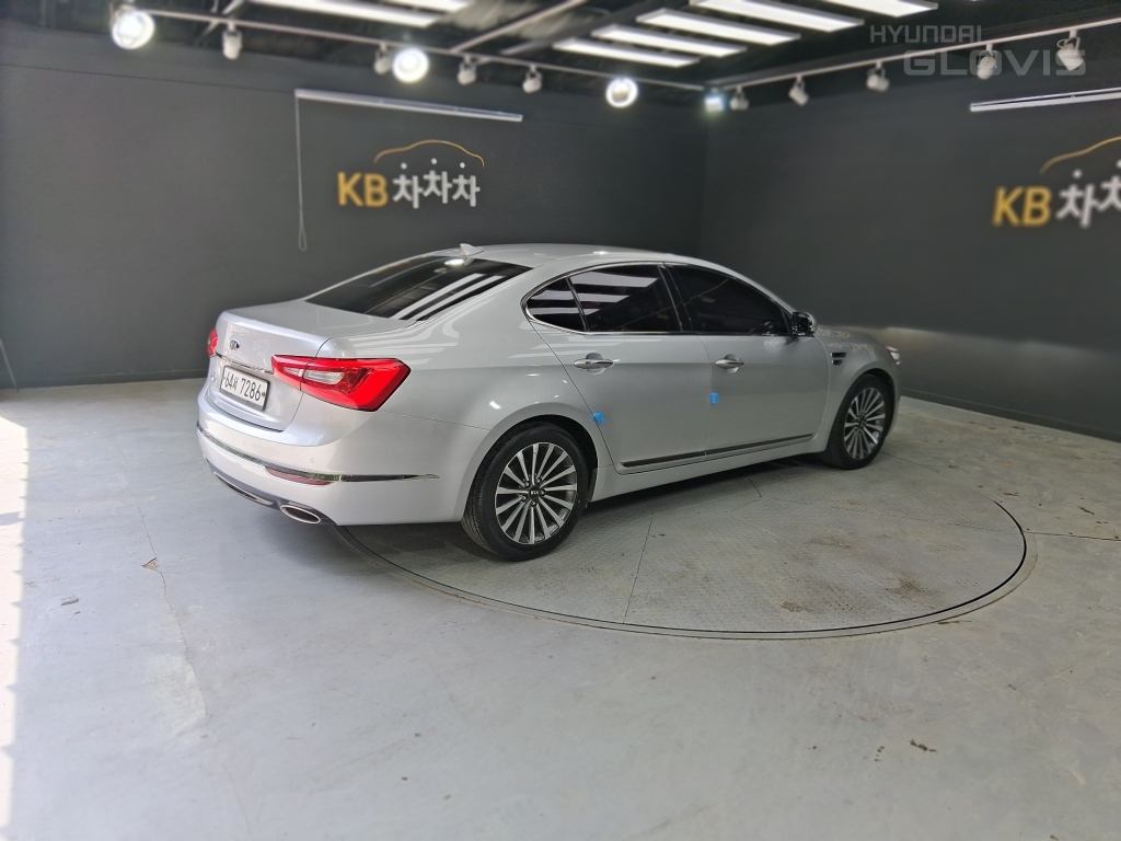 KIA The New K7 2.4 GDI
