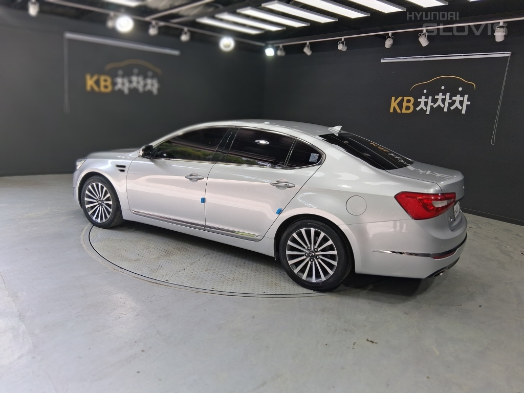 KIA The New K7 2.4 GDI