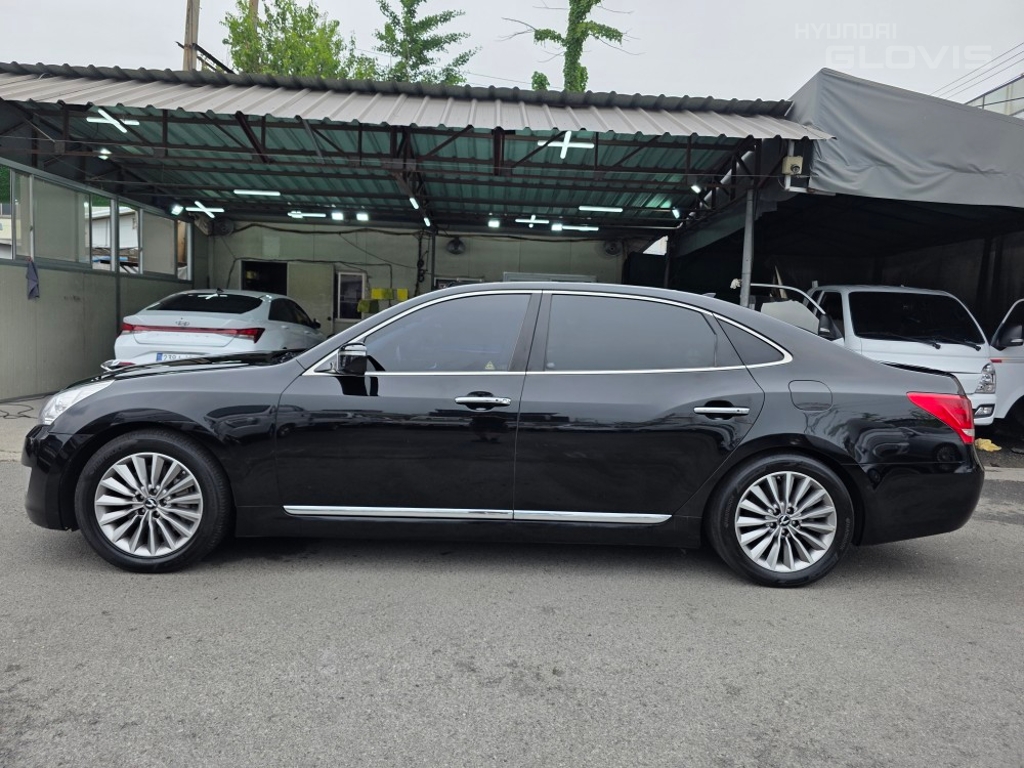 HYUNDAI Ecuus (New Model) VS380