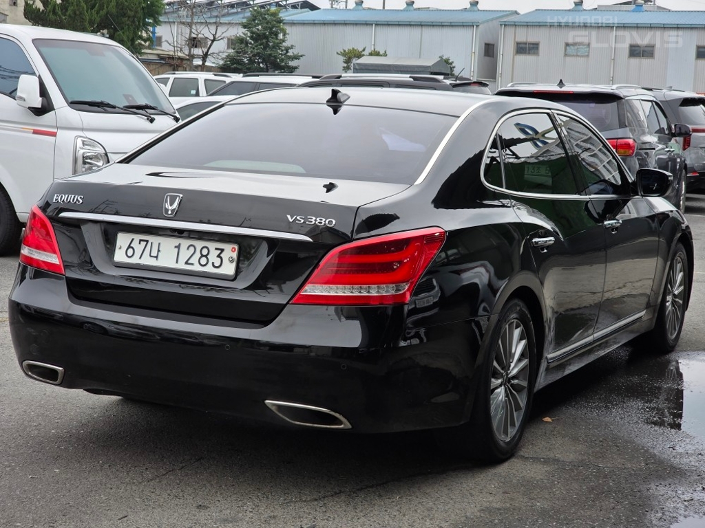 HYUNDAI Ecuus (New Model) VS380