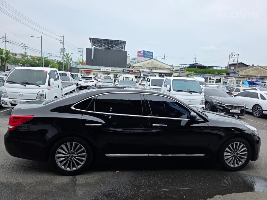HYUNDAI Ecuus (New Model) VS380