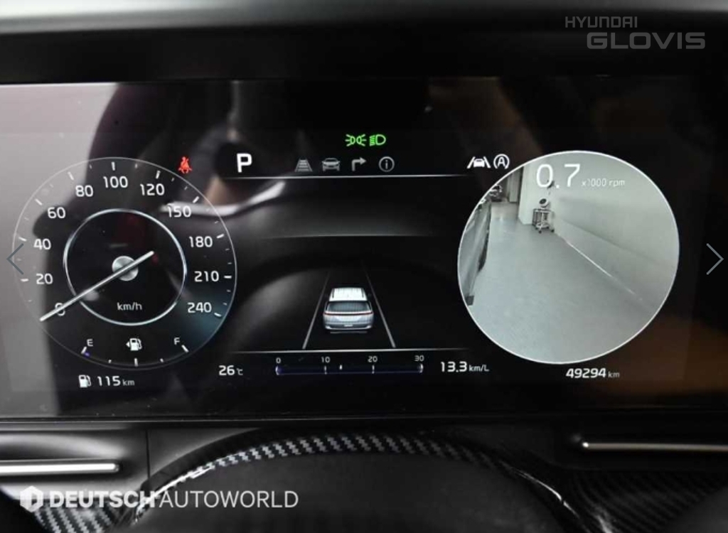 KIA New Carnival 9-Seater Diesel