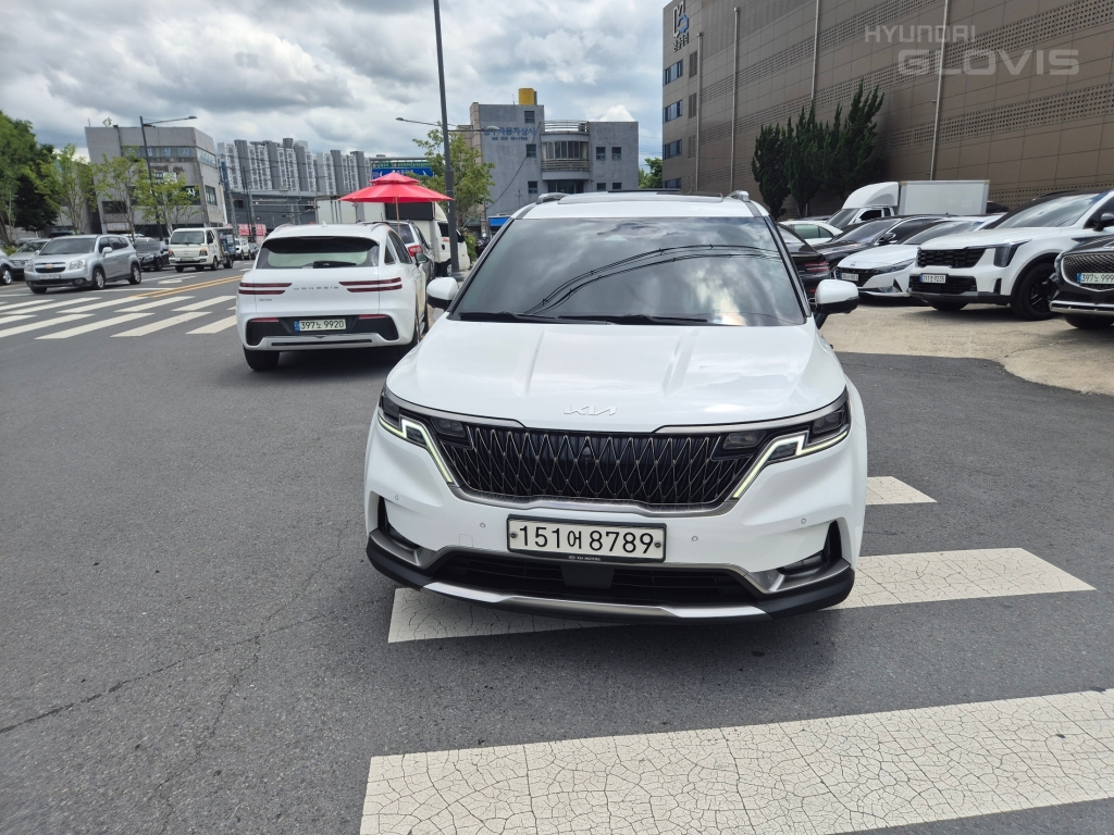 KIA New Carnival Limousine 7-Seater Diesel