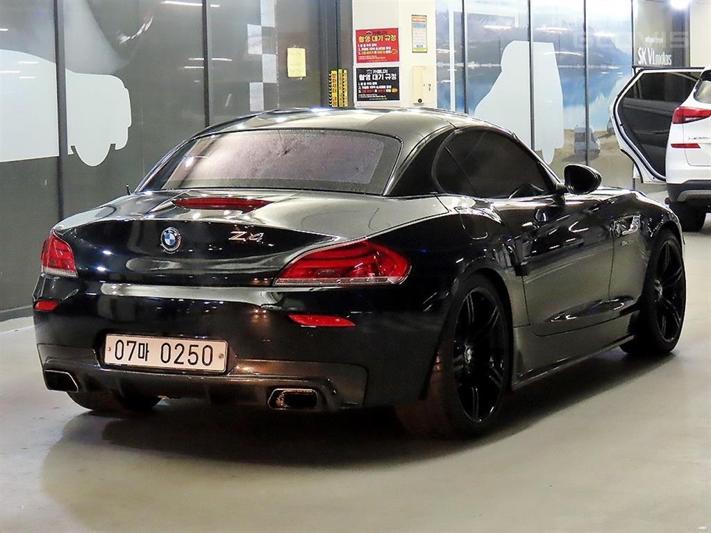 BMW Z4 (2nd Generation) 35is SDrive