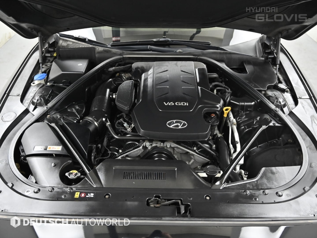 HYUNDAI Genesis DH G330