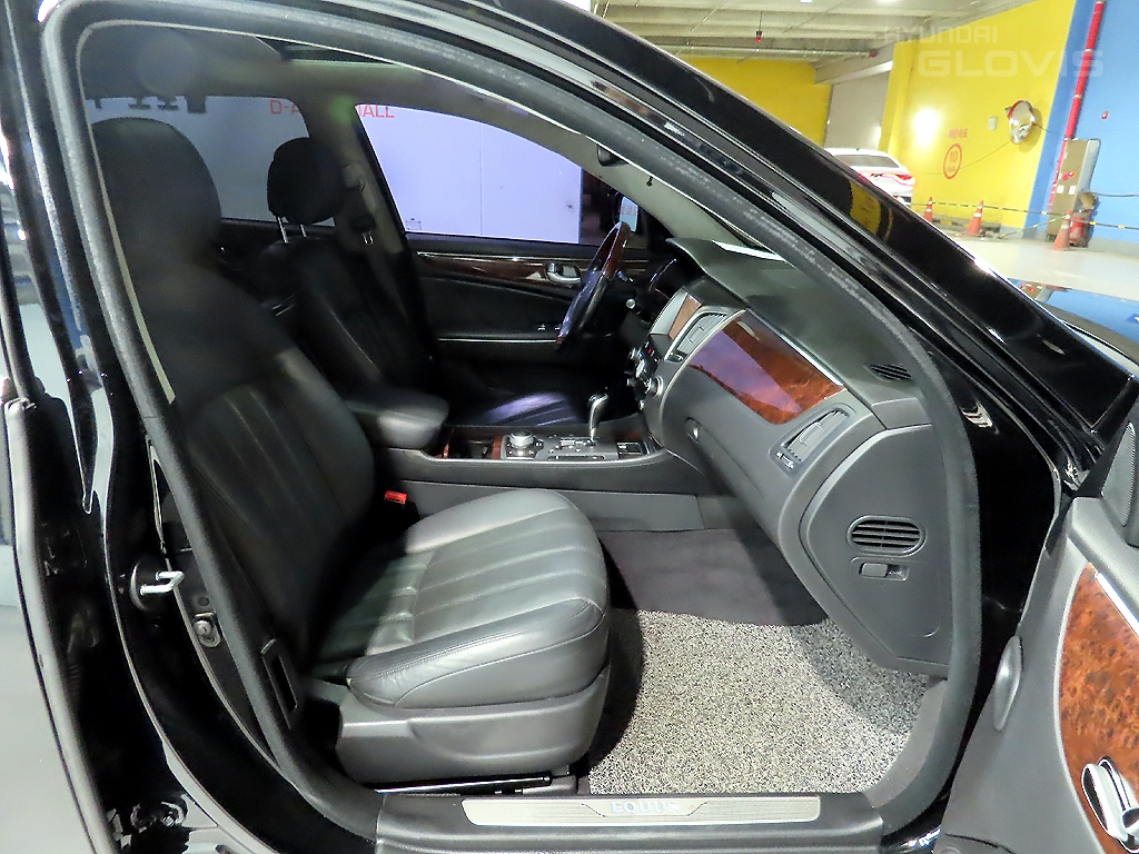 HYUNDAI Ecuus (New Model) VS380