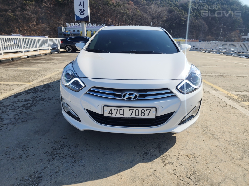 HYUNDAI I40 Saloon 1.7 VGT