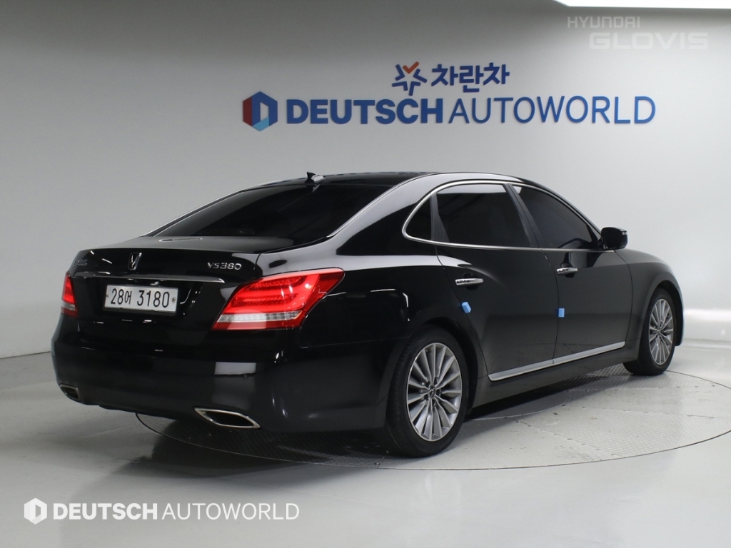 HYUNDAI Ecuus (New Model) VS380