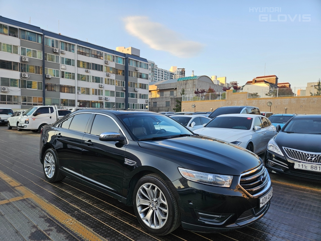 FORD Taurus (6th Generation) 3.5