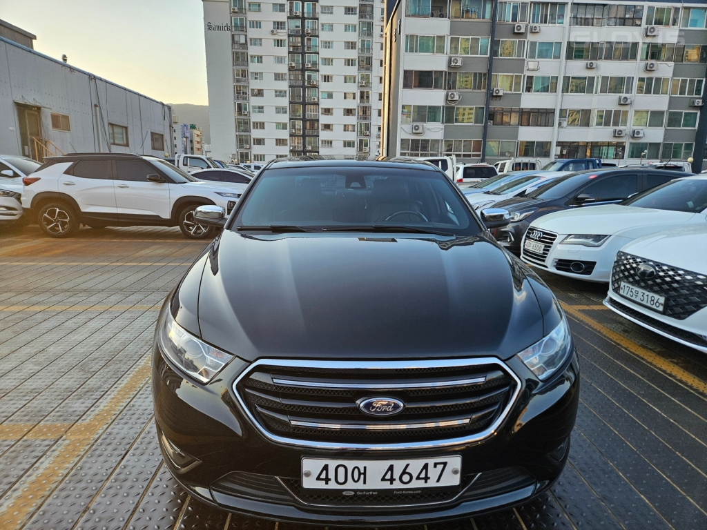 FORD Taurus (6th Generation) 3.5
