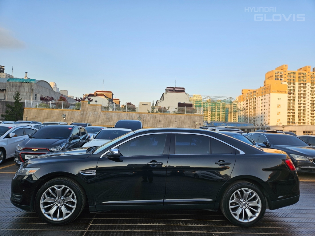 FORD Taurus (6th Generation) 3.5