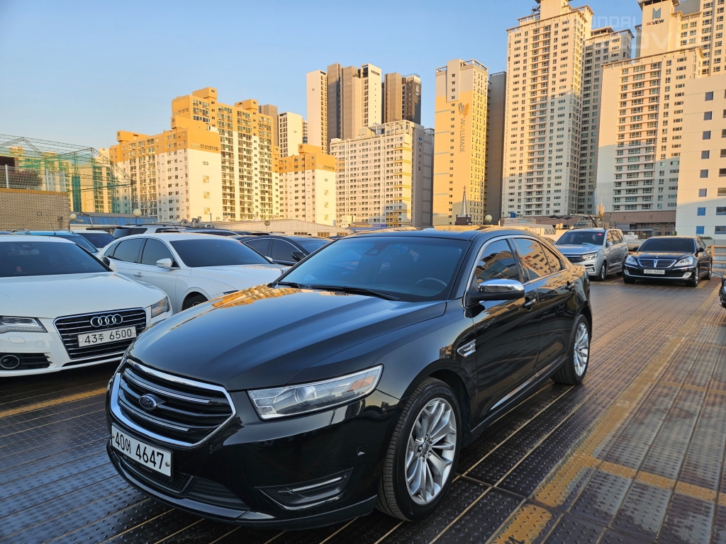 FORD Taurus (6th Generation) 3.5