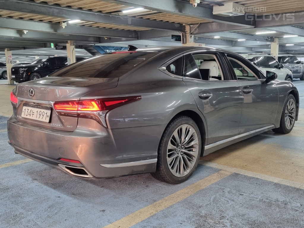 LEXUS LS (5th Generation) 500 AWD