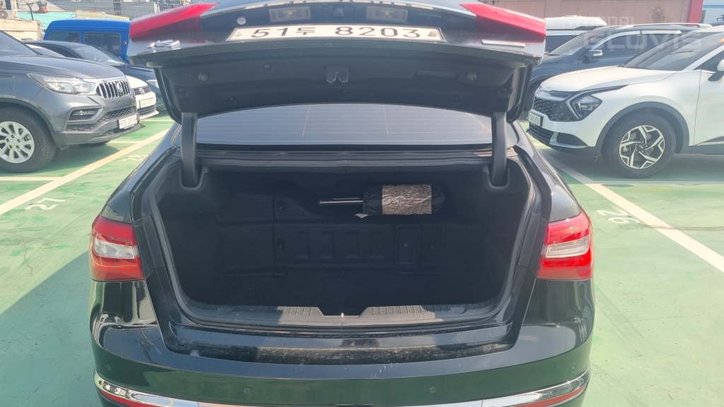 KIA K7 Hybrid 700h Prestige
