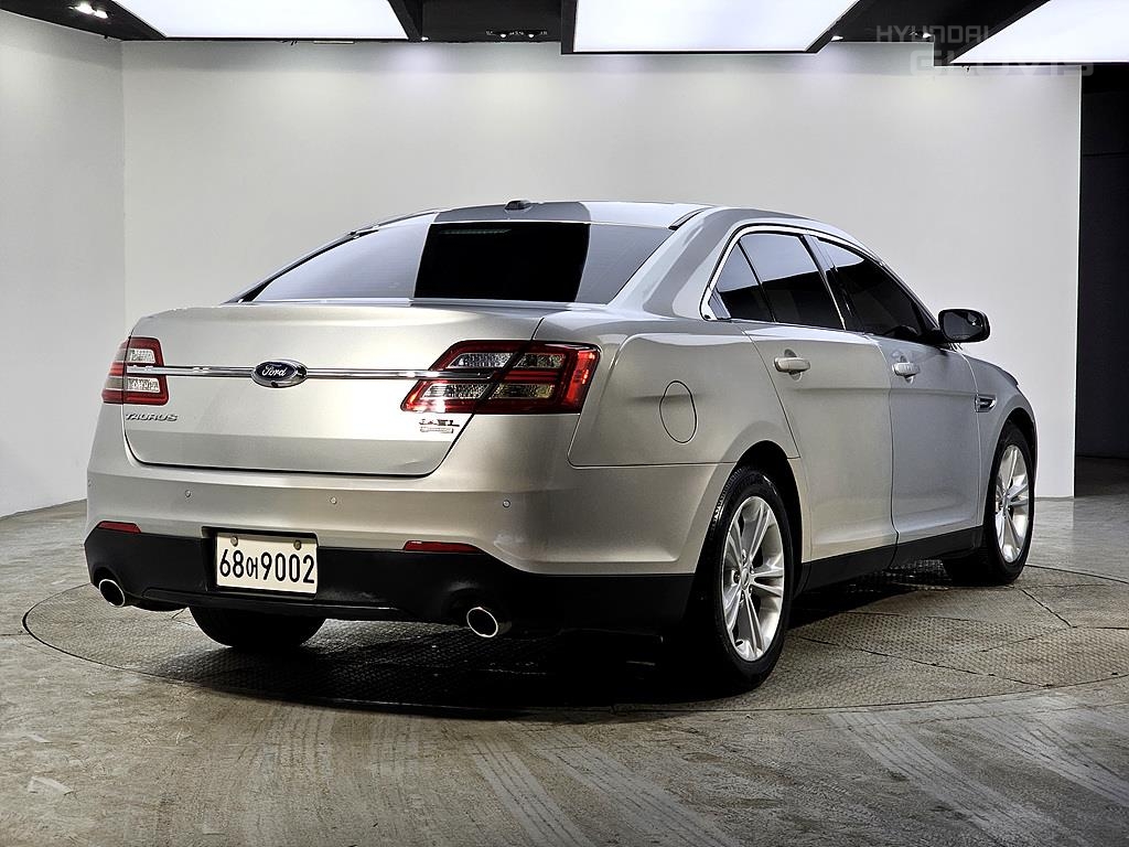 FORD Taurus (6th Generation) 2.0 Ecoboost