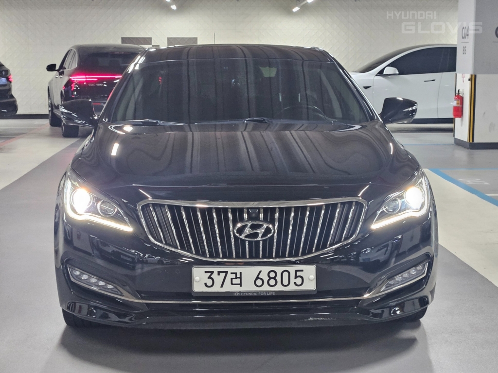 HYUNDAI Aslan G330