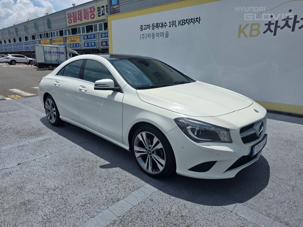 BENZ CLA-Class CLA200 D