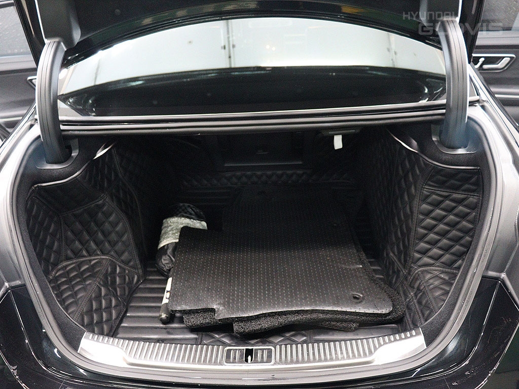 BENZ S-Class (7th Generation) S500 4matic