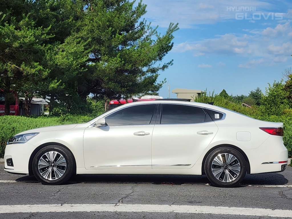 KIA All New K7 Hybrid Noblesse