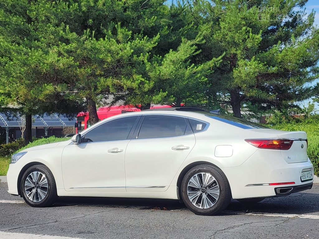 KIA All New K7 Hybrid Noblesse