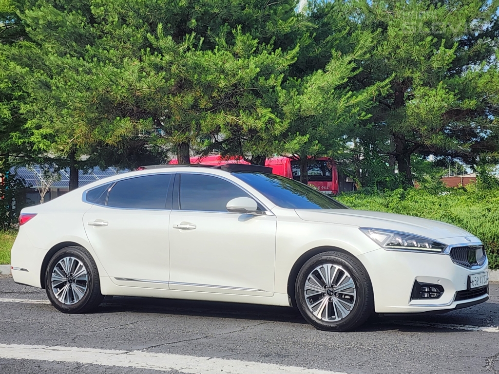 KIA All New K7 Hybrid Noblesse