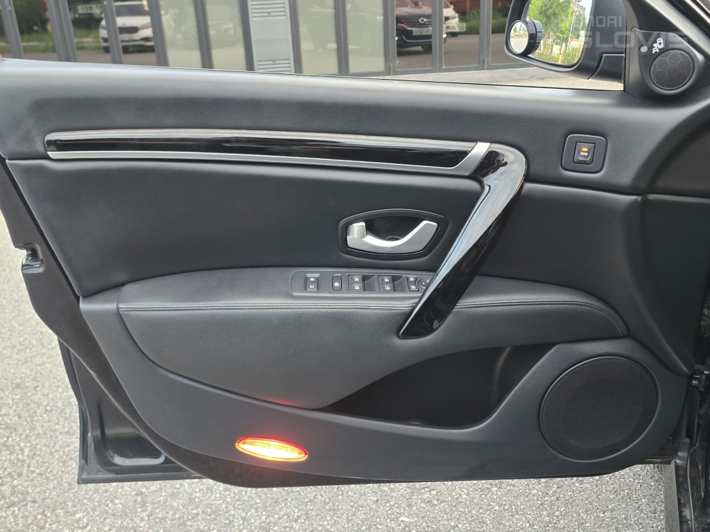 RENAULT(SAMSUNG) New SM7 Nova 2.5 V6