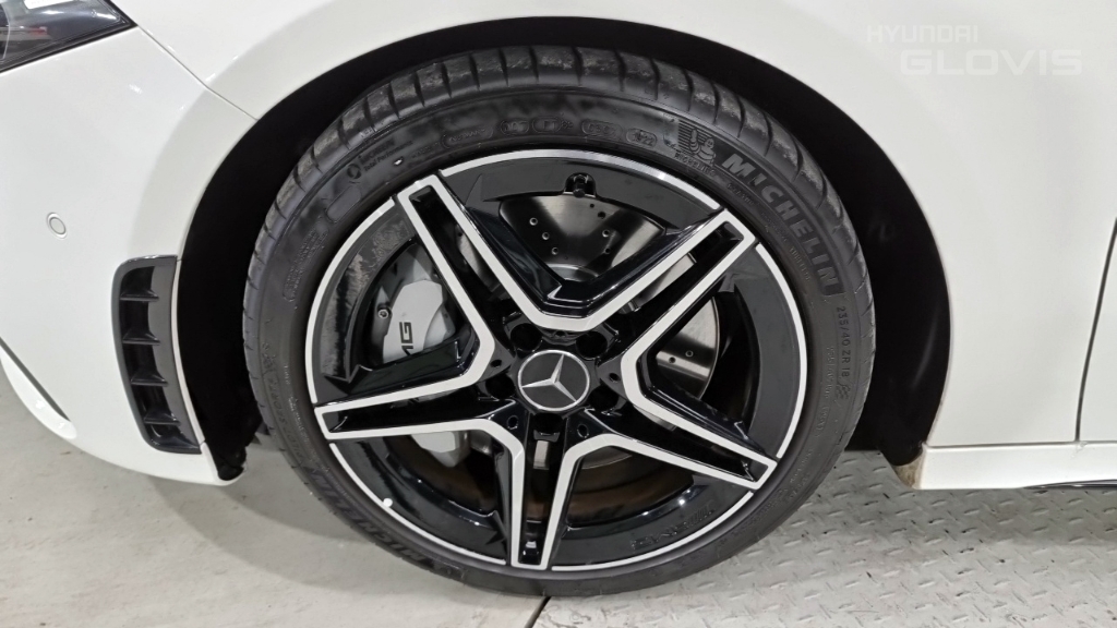 BENZ A-Class (4th Generation) A35 AMG 4matic