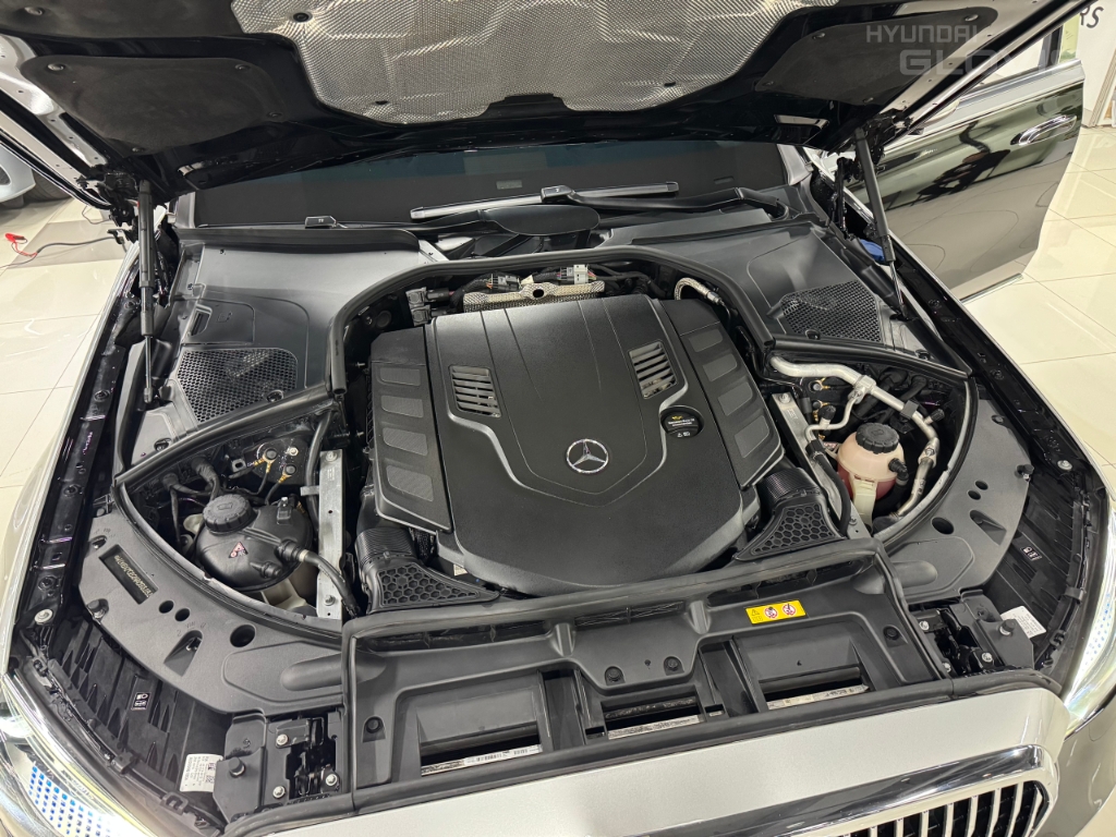 BENZ S-Class (7th Generation) Maybach S580 4matic