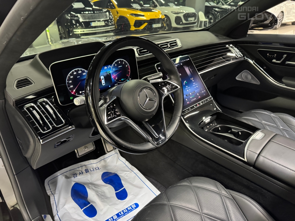 BENZ S-Class (7th Generation) Maybach S580 4matic