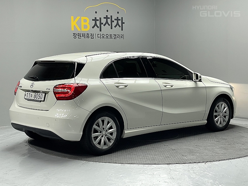 BENZ A-Class (3rd Generation) A180 CDI