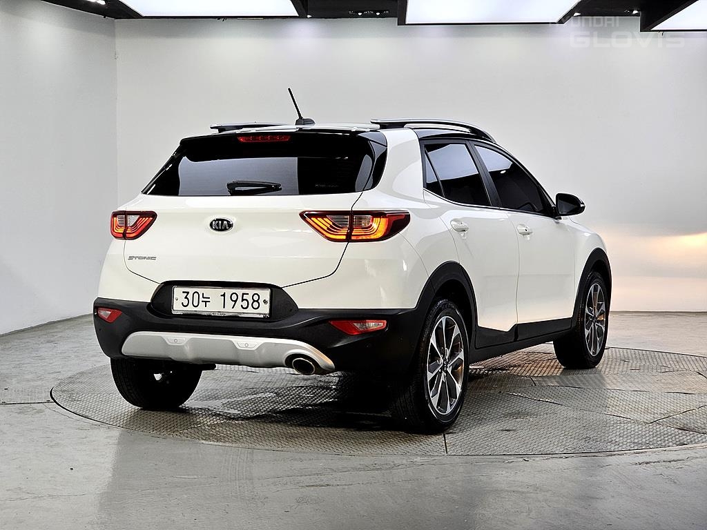 KIA Stonic 1.4 Gasoline