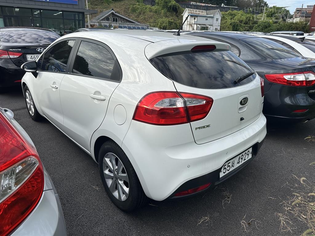 KIA All New Pride 5Door 1.6 GDI