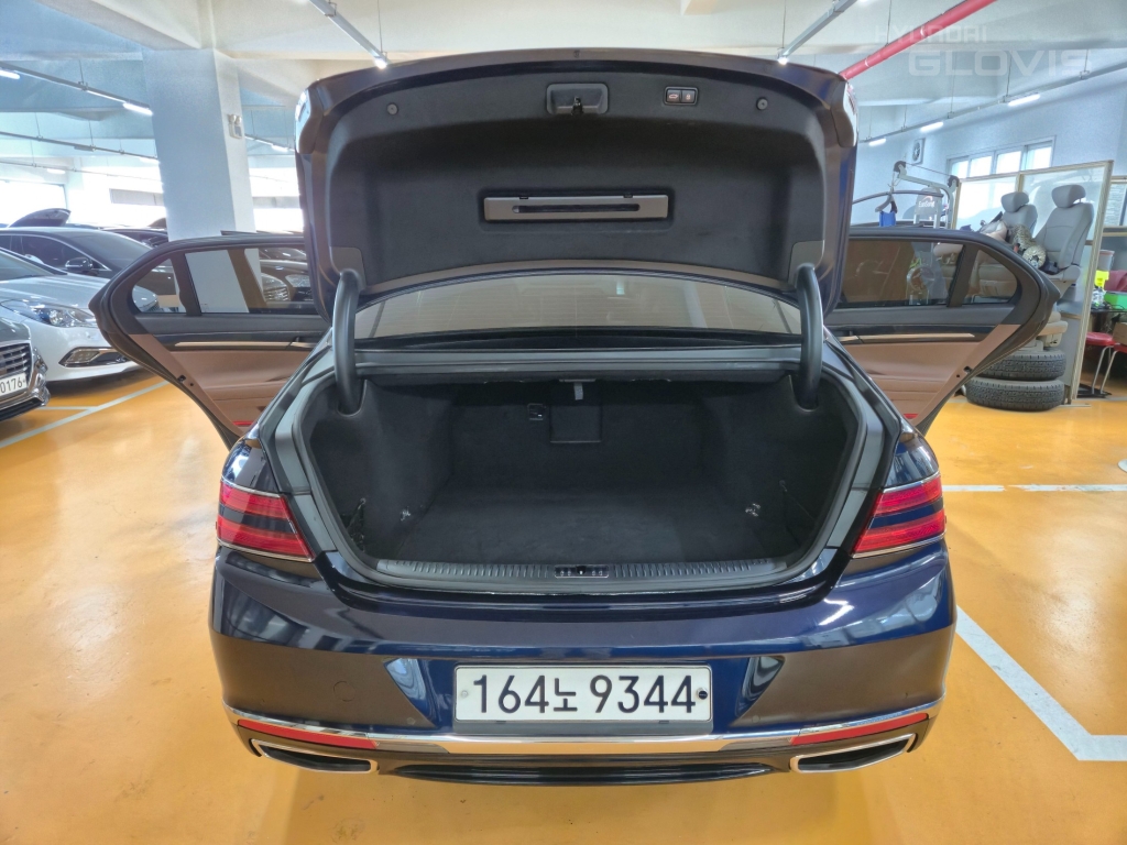 GENESIS G90 3.8 AWD