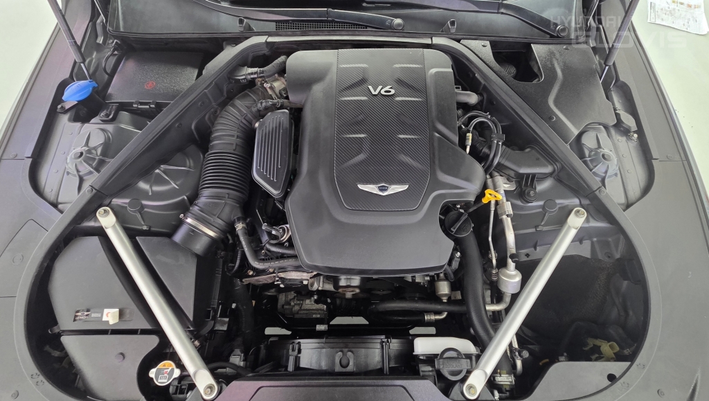 GENESIS G90 3.8