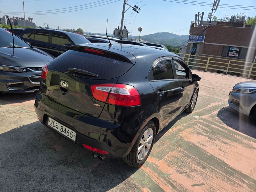 KIA All New Pride 5Door 1.6 GDI