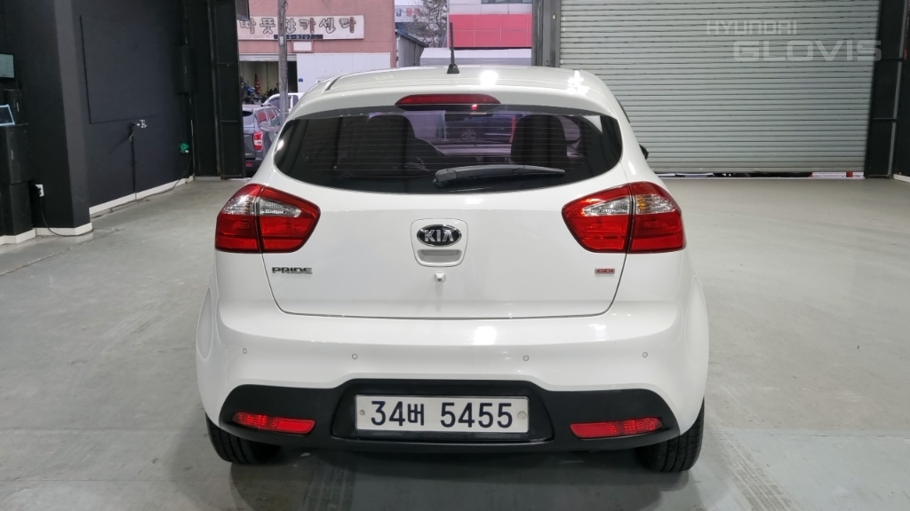 KIA All New Pride 5Door 1.6 GDI