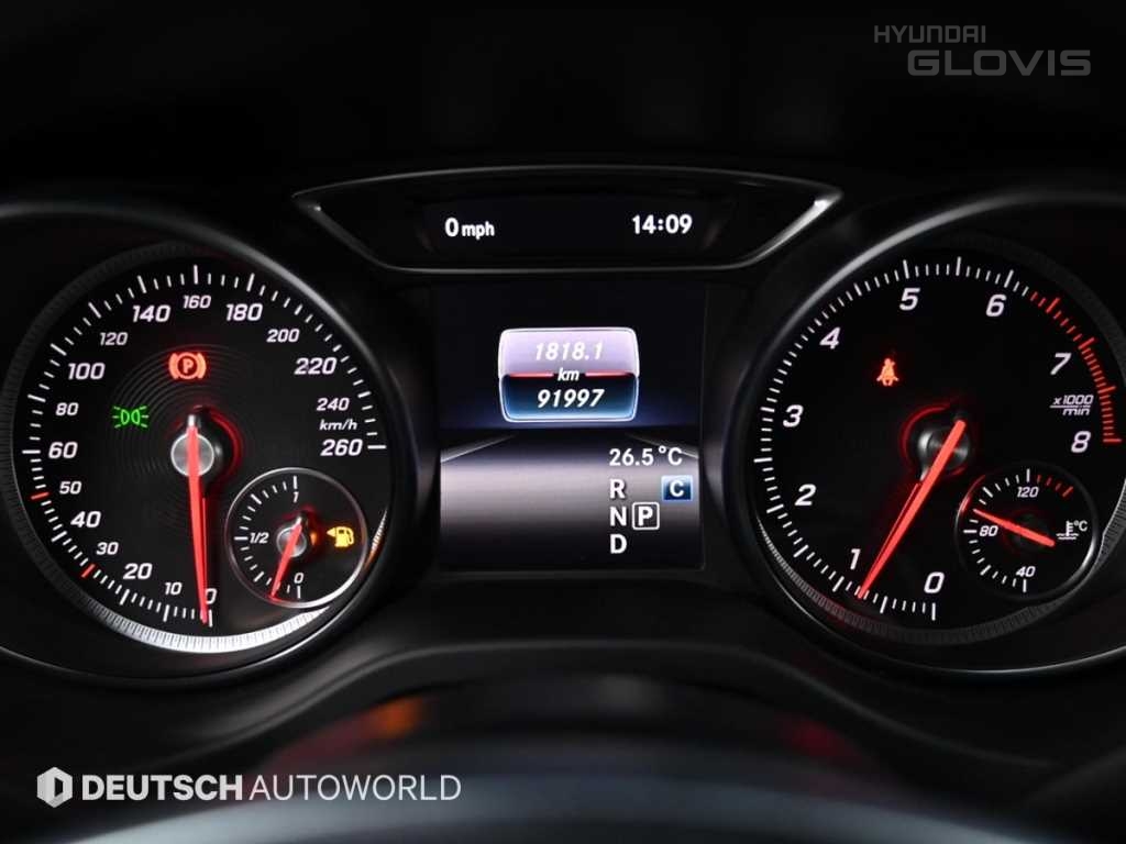 BENZ CLA-Class CLA 220