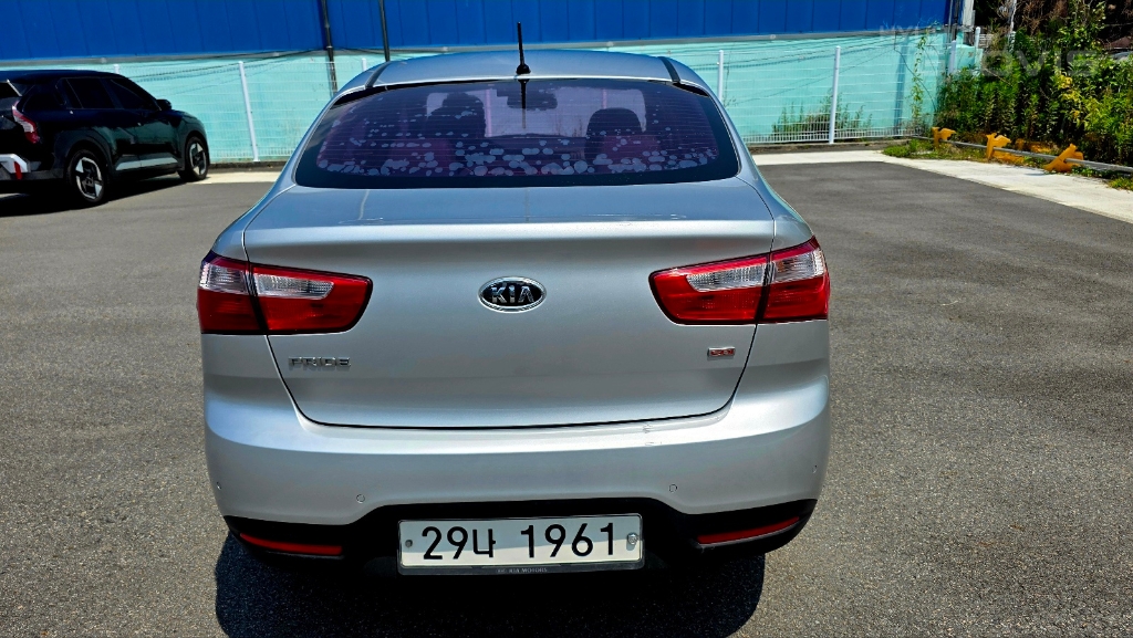 KIA All New Pride 4Door 1.6 GDI