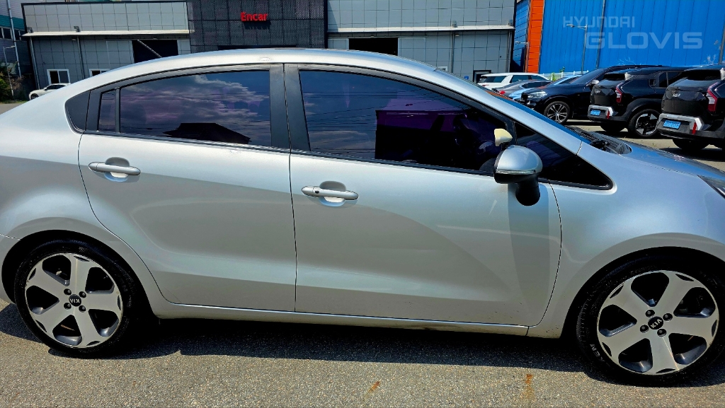 KIA All New Pride 4Door 1.6 GDI