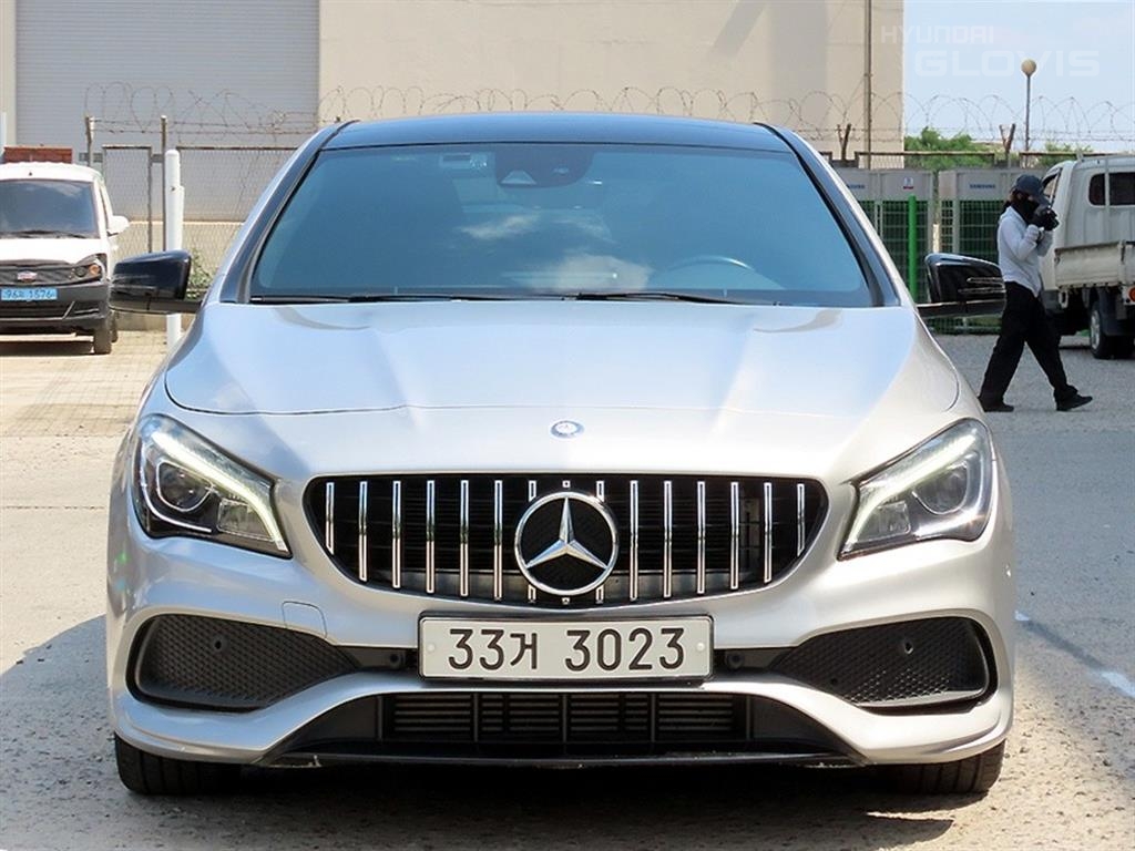 BENZ CLA-Class CLA250 4 Matic