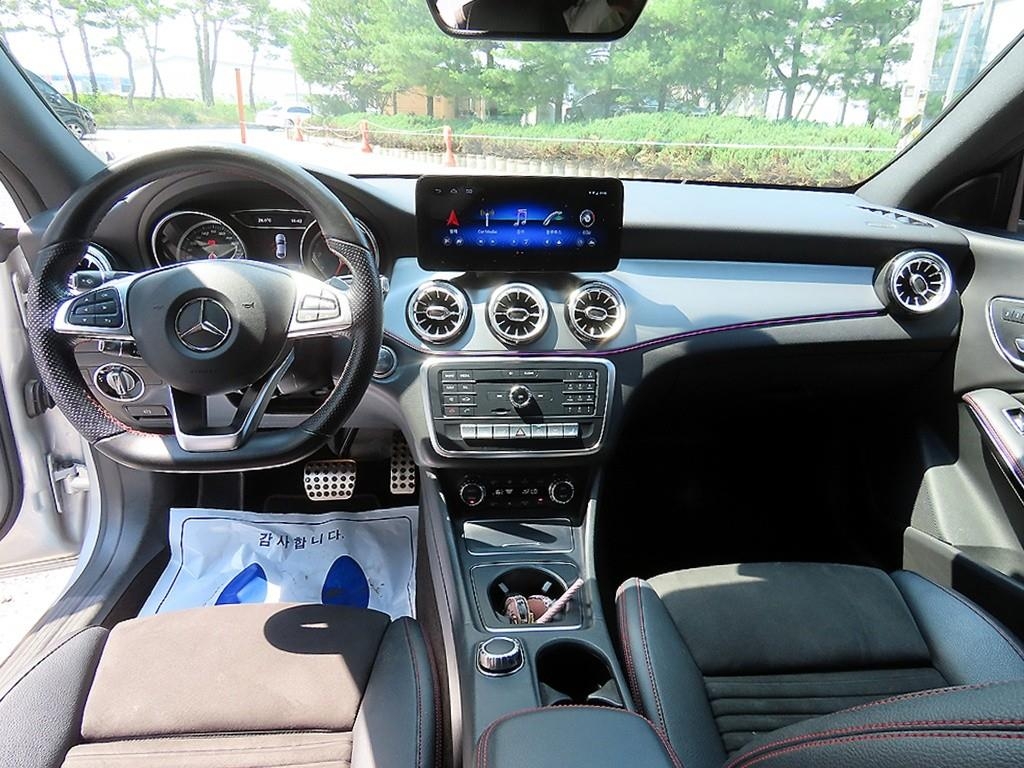 BENZ CLA-Class CLA250 4 Matic