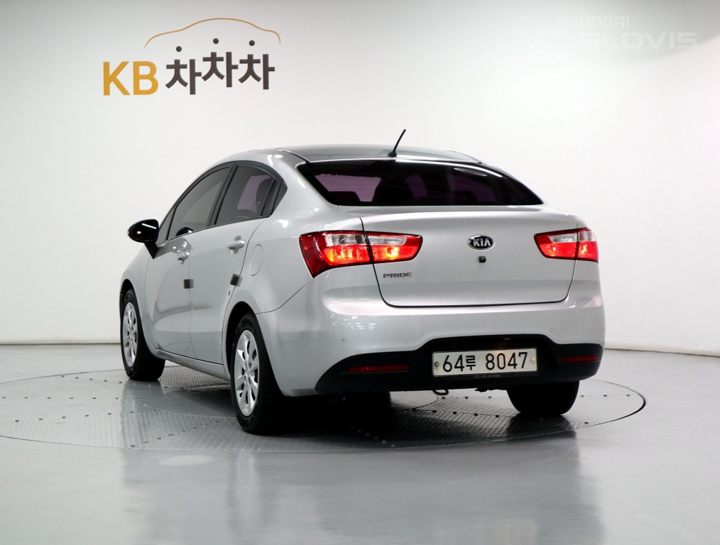 KIA All New Pride 4Door 1.4 MPI