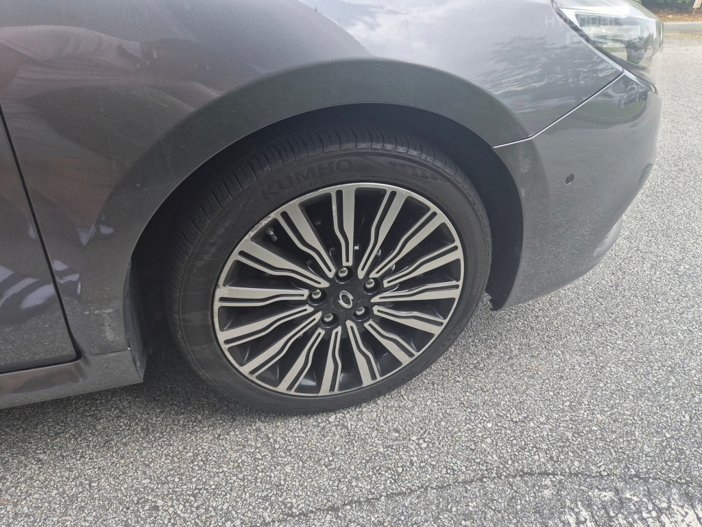 RENAULT(SAMSUNG) New SM7 Nova 2.5 RE