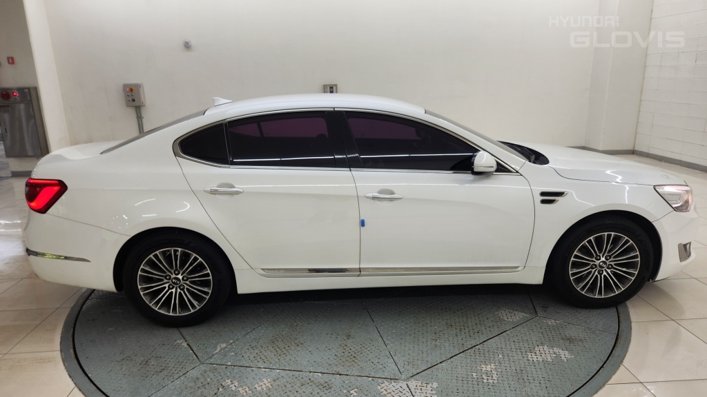 KIA The New K7 2.4 GDI